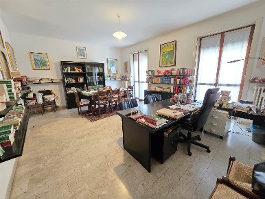 Foto Appartamento in via Parravicini 2, Monza San Biagio di 98 m²