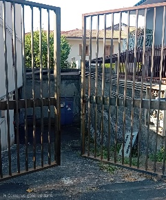 Foto Garage in via Giuseppe Verdi 4, Mascalucia Centro di 11 m² in vendita