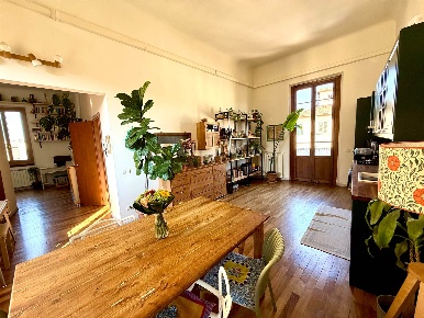 Foto Appartamento a Firenze Due Strade - San Gaggio di 127 m² con 5 locali