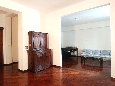 Foto Appartamento a Grosseto Stazione - Via Roma di 162 m² con 6 locali