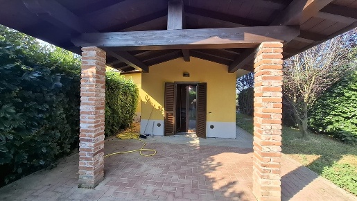 Foto Villa a schiera a Santo Stefano Lodigiano di 180 m² in vendita
