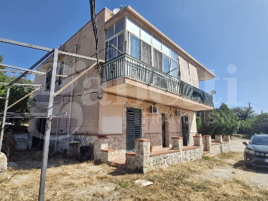 Foto Villa unifamiliare in P F Quattro, Monreale di 140 m² con 5 locali