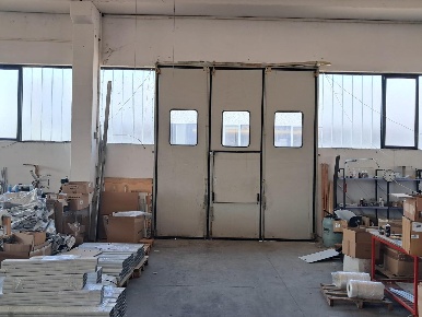 Foto Capannone industriale a Calcinaia Centro di 660 m² con 1 locali