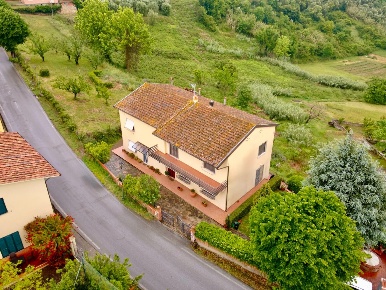 Foto Casa indipendente a Casciana Terme Lari Casciana Terme di 300 m²
