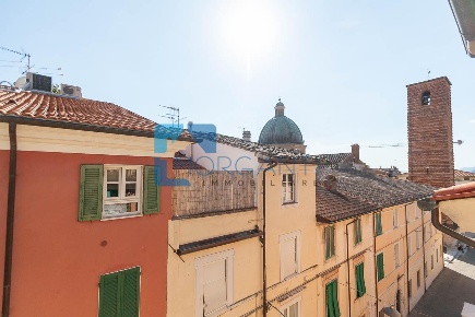 Foto Appartamento a Pietrasanta di 105 m² con 3 locali in vendita