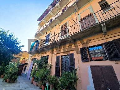 Foto Appartamento in Via Imbonati 71, Milano Dergano di 56 m² con 2 locali