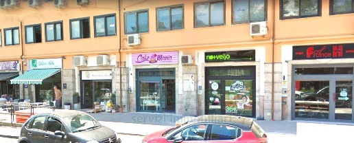 Foto Locale commerciale in Via Circumvallazione, Avellino di 285 m²