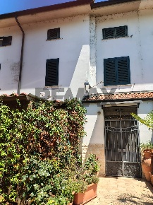 Foto Villa a schiera in Piazza Rinascimento 18, Zelo Buon Persico Centro