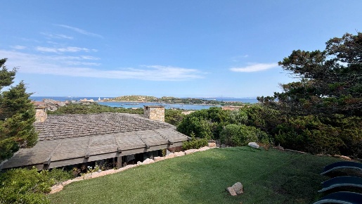 Foto Villa unifamiliare in La Maddalena, La Maddalena di 180 m² in vendita
