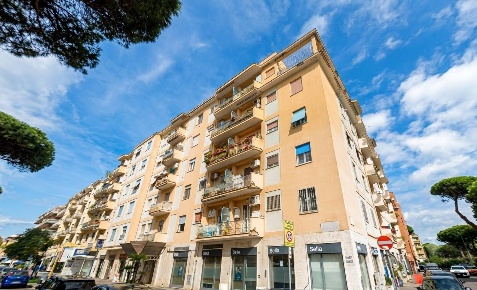 Foto Appartamento in Viale Paolo Orlando, Roma Ostia Levante di 61 m²