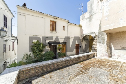 Foto Appartamento in VIA VERDI 50, Loreto Aprutino Centro di 120 m²