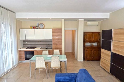 Foto Appartamento in piazza Udine, Milano Udine di 78 m² con 2 locali