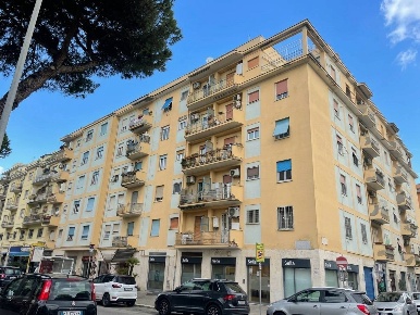 Foto Appartamento in Viale Paolo Orlando, Roma Ostia Levante di 65 m²