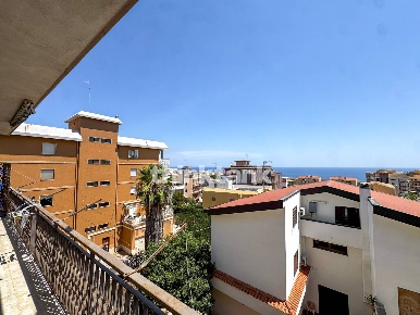 Foto Appartamento in Via Servi Di Maria, Siracusa Grottasanta - Tunisi