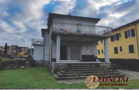 Foto Case semi ndipendenti in Via F. Petrarca, Villafranca in Lunigiana