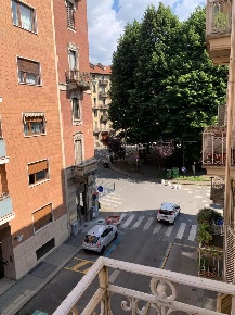Foto Appartamento in Via Montebello 34, Torino Vanchiglia di 96 m²
