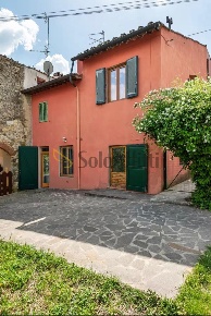 Foto Appartamento in via la rosa  10, Fiesole Centro di 70 m² con 3 locali