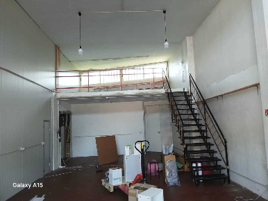 Foto Locale commerciale a Fosdinovo Borghetto Melara di 85 m² con 1 locali