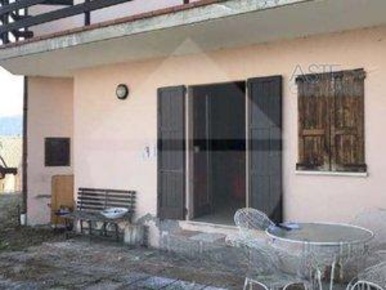 Foto Appartamento in Seniga, Pisogne Centro di 86 m² con 4 locali