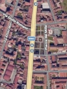 Foto Box in Corso Garibaldi, Mantova Centro di 34 m² con 1 locali