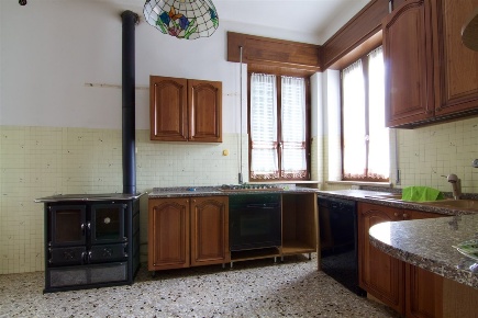 Foto Casa indipendente a San Bonifacio di 350 m² con 13 locali in vendita