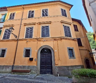 Foto Appartamento in Via Venti Settembre, Canepina di 119 m² con 3 locali