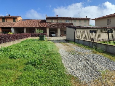 Foto Casa indipendente in Cascina Arciprebenda, Orzinuovi Area P.I.P