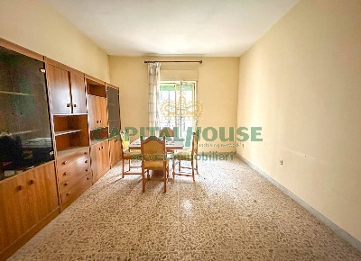 Foto Appartamento in zona via seggio dei cavalieri, Capua Centro di 80 m²