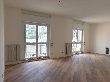 Foto Appartamento in Via Francesco Cucchi, Bergamo Centro di 102 m²