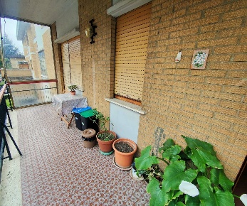 Foto Appartamento a Prato di 160 m² con 6 locali in vendita