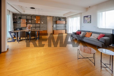 Foto Appartamento in Via Colonnello Picca 4, Bari Palese di 170 m²