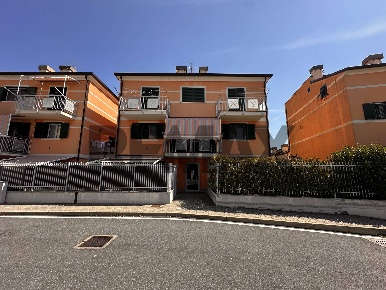 Foto Appartamento in Via Emanuele Fava 2, Savona Legino, Zinola, Fornaci