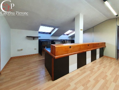 Foto Ufficio in viale Europa 99, Firenze Europa di 49 m² con 2 locali