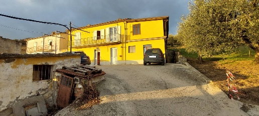 Foto Casa indipendente in contrada parzano, Ariano Irpino di 150 m²