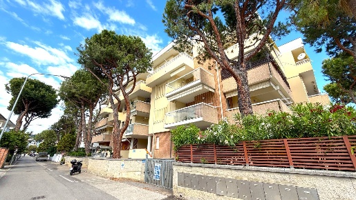 Foto Appartamento in Via Amerigo Vespucci 8, Tortoreto Tortoreto Lido