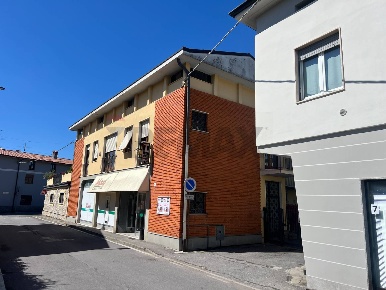 Foto Negozio in via san giuseppe 3, Castelli Calepio Centro di 326 m²