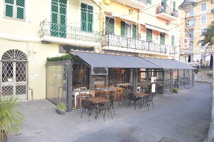 Foto Attività commerciale in PRESSI PIAZZA BRESCA, Sanremo Porto Vecchio