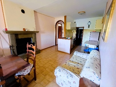 Foto Appartamento in Via Orsini, Caprarola Centro di 58 m² con 4 locali
