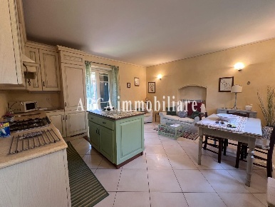 Foto Appartamento a Pietrasanta di 55 m² con 3 locali in vendita