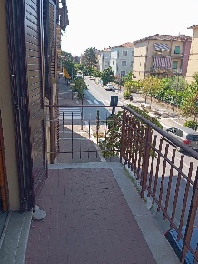 Foto Appartamento a Poggibonsi Centro di 65 m² con 3 locali in vendita