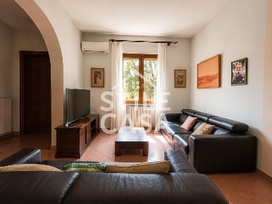 Foto Case semi ndipendenti a Castelfranco di Sotto Centro di 197 m²