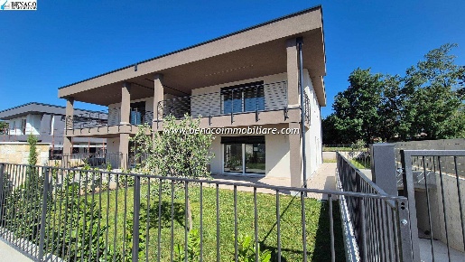 Foto Appartamento a Costermano sul Garda Gazzoli di 90 m² con 3 locali