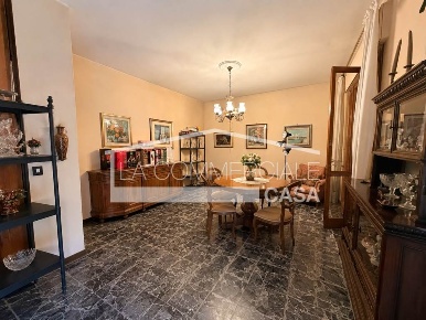 Foto Appartamento a Mogliano Veneto Centro di 157 m² con 6 locali
