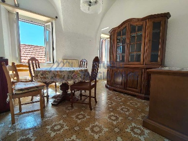 Foto Appartamento in Via Rambaldi, Sanremo Foce - Semeria di 110 m²