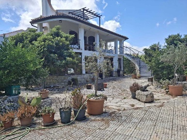 Foto Villa unifamiliare in Strada Torre Milocca, Siracusa di 222 m²