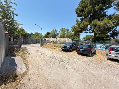 Foto Posti auto in Via dei Pretuzi 15, Pescara Università - Nuovo Tribunale