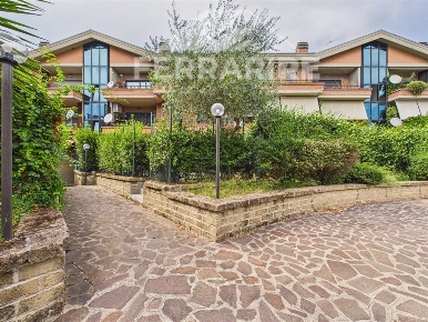 Foto Appartamento in Largo Olgiata Isola O, Roma Olgiata di 132 m²