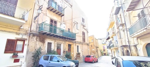 Foto Appartamento in Via Piano Lo Presti 6, Agrigento di 247 m² in vendita
