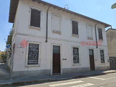 Foto Casa indipendente in Via ugo foscolo 38, Legnano Legnarello di 170 m²