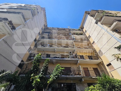 Foto Appartamento in Via Noviziato Casazza 56, Messina di 120 m² in vendita